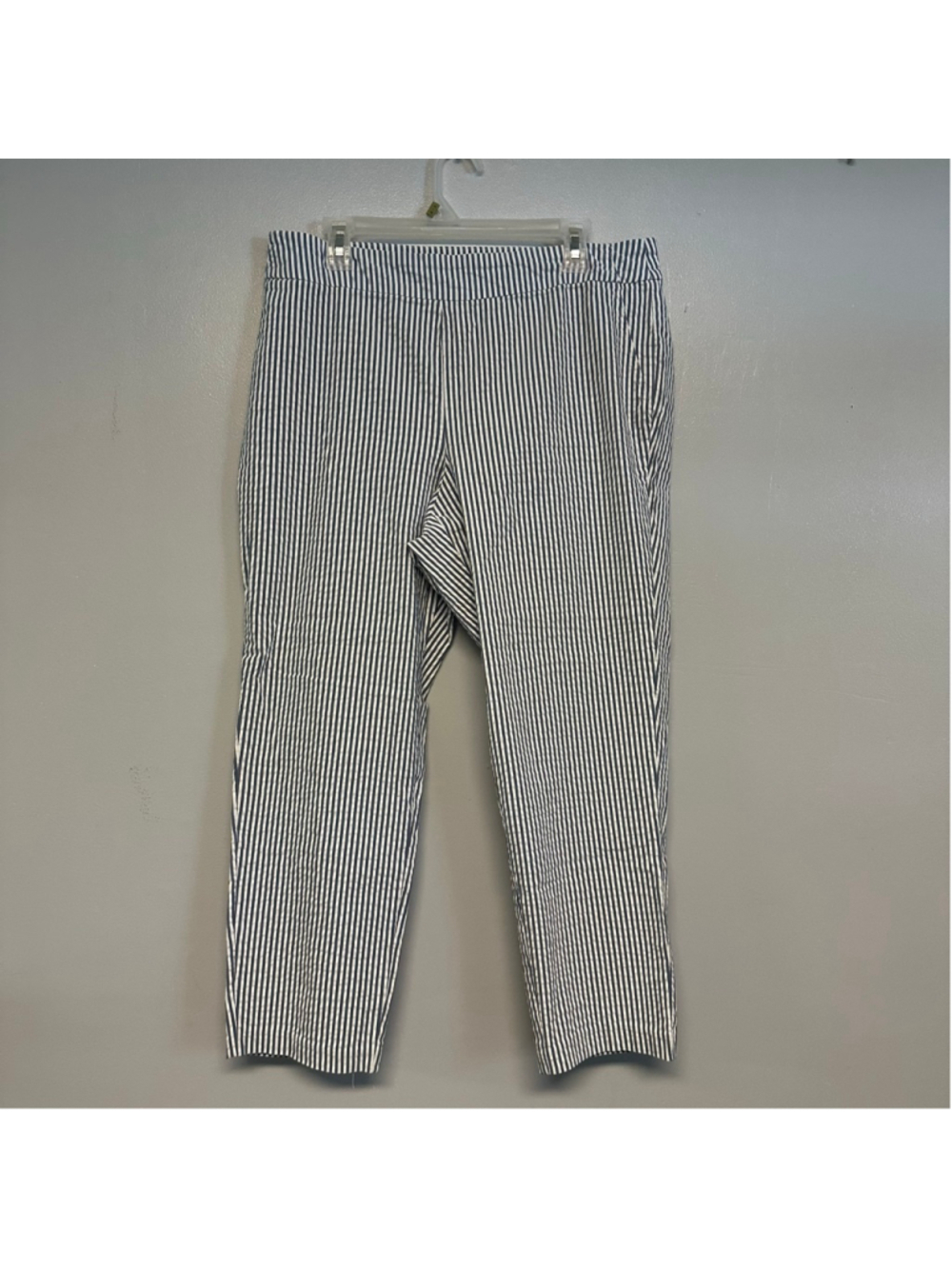Jones & Co Blue White Striped Ankle & Cropped Pants women’s size 16W seersucker